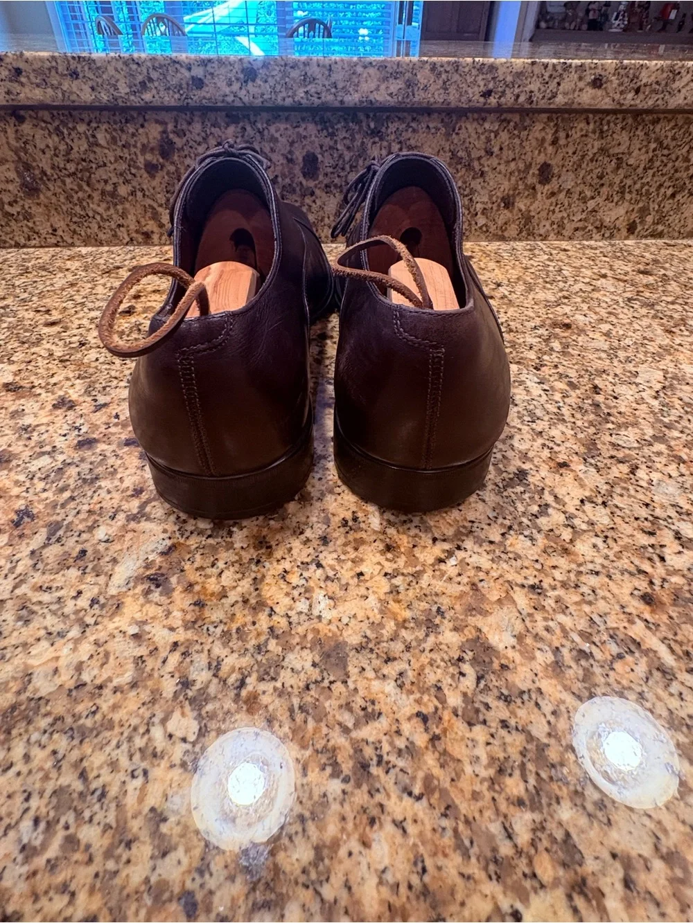 Salvatore Ferragamo Dark Brown Leather Cap-Toe Oxfords Men’s 10.5 Rain Luxe
